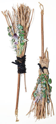 Witches Besom - Click Image to Close